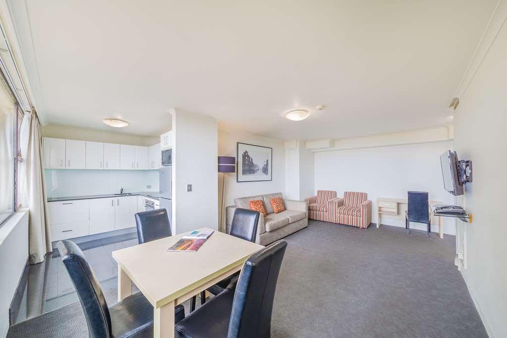 Oaks Sydney Hyde Park Suites Bilik gambar